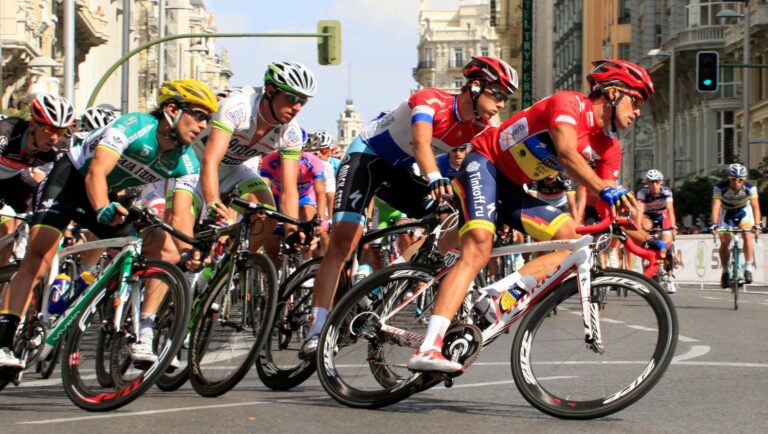El Ciclismo en España: Pasión y Tradición sobre Dos Ruedas